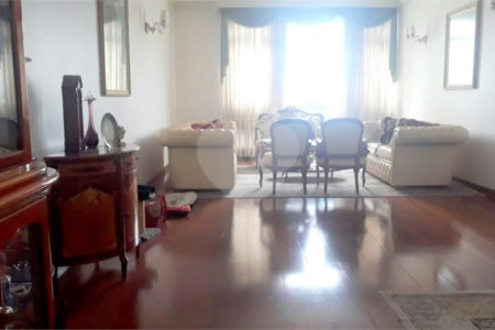Lindo apartamento na principal via da Mooca