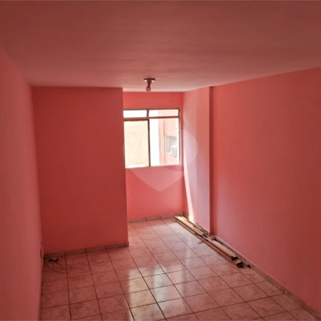 Apartamento a venda com 35m² perto de ônibus e Metrô