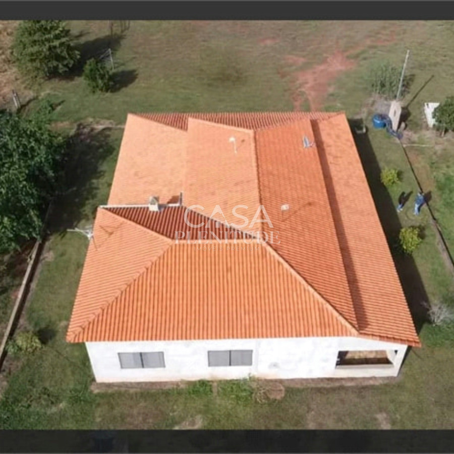 Chácara à venda com 3 quartos, sendo 1 suíte, em Área Rural de Emilianópolis, Emilianópolis, SP