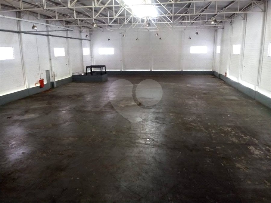 Galpão Industrial / Distrito Industrial Nova Era / Terreno: 1.831,80 m²
