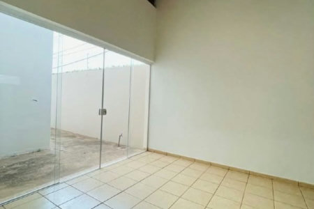 Casa para alugar com 3 quartos, sendo 1 suíte, em Colinos, Três Lagoas, MS