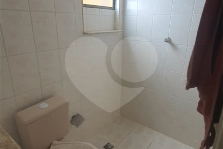Apartamento à Venda no Residencial Itamaracá
