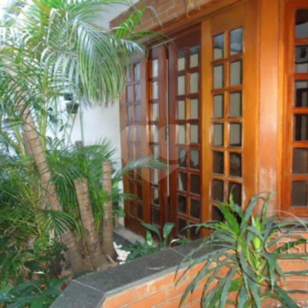 Casa térrea à venda na região da Moóca