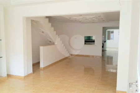 Casa de vila para venda e locação na região da Mooca