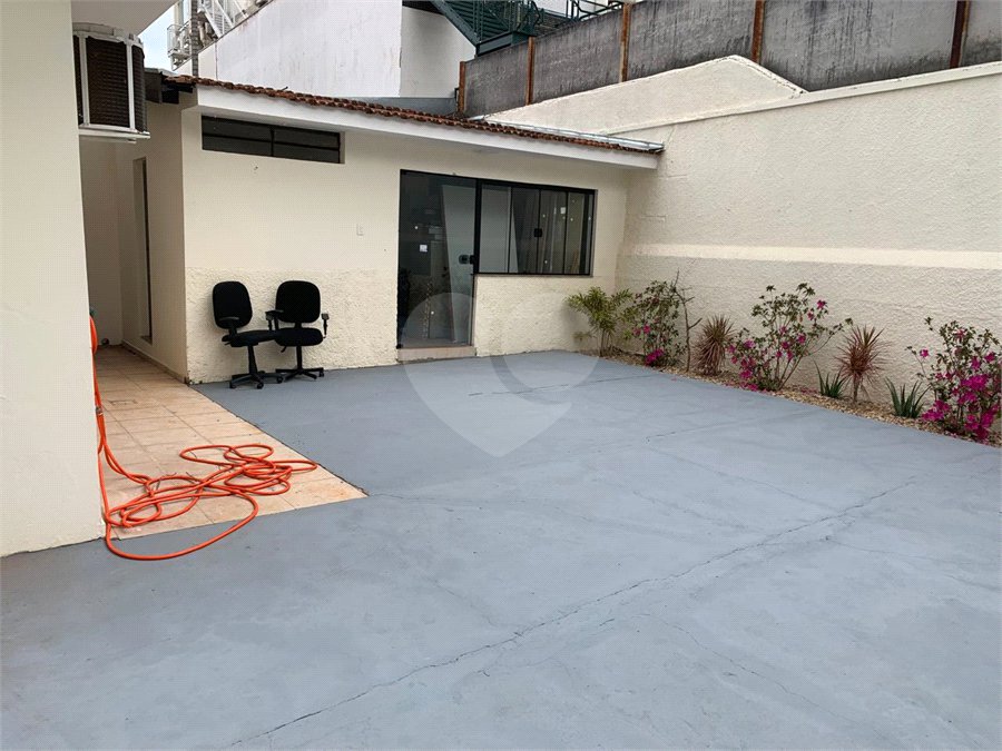 Imóvel Comercial á venda em São Carlos, rua São Sebastião.