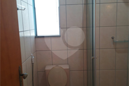 Apartamento à venda no Condomínio Álvaro Dziabas