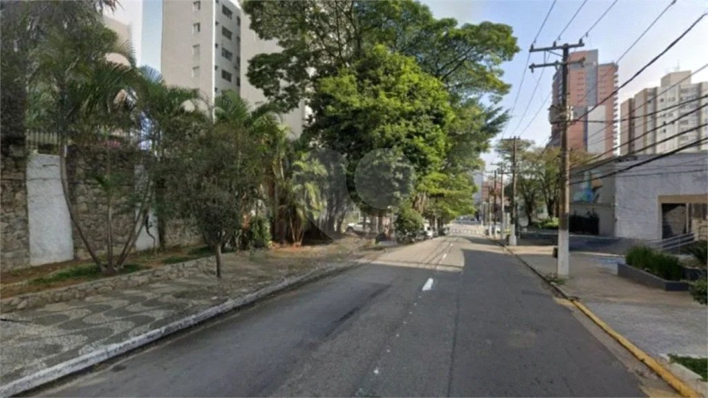 Apartamento de 1 quarto, 45 m², com garagem para locação no Alto da Boa Vista (Borba Gato)
