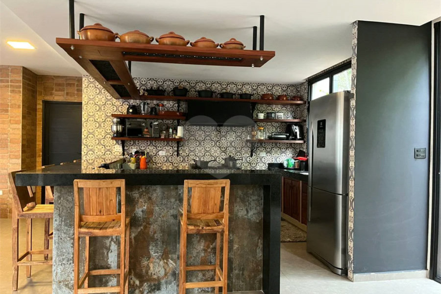 Casa à venda com 4 suítes em Boracéia, São Sebastião, SP