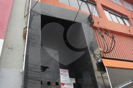 APARTAMENTO NO B R Á S – 67 MTS