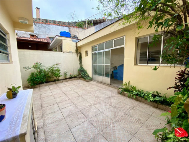 Sobrado à venda com 2 quartos em Vila Guarani, São Paulo, SP