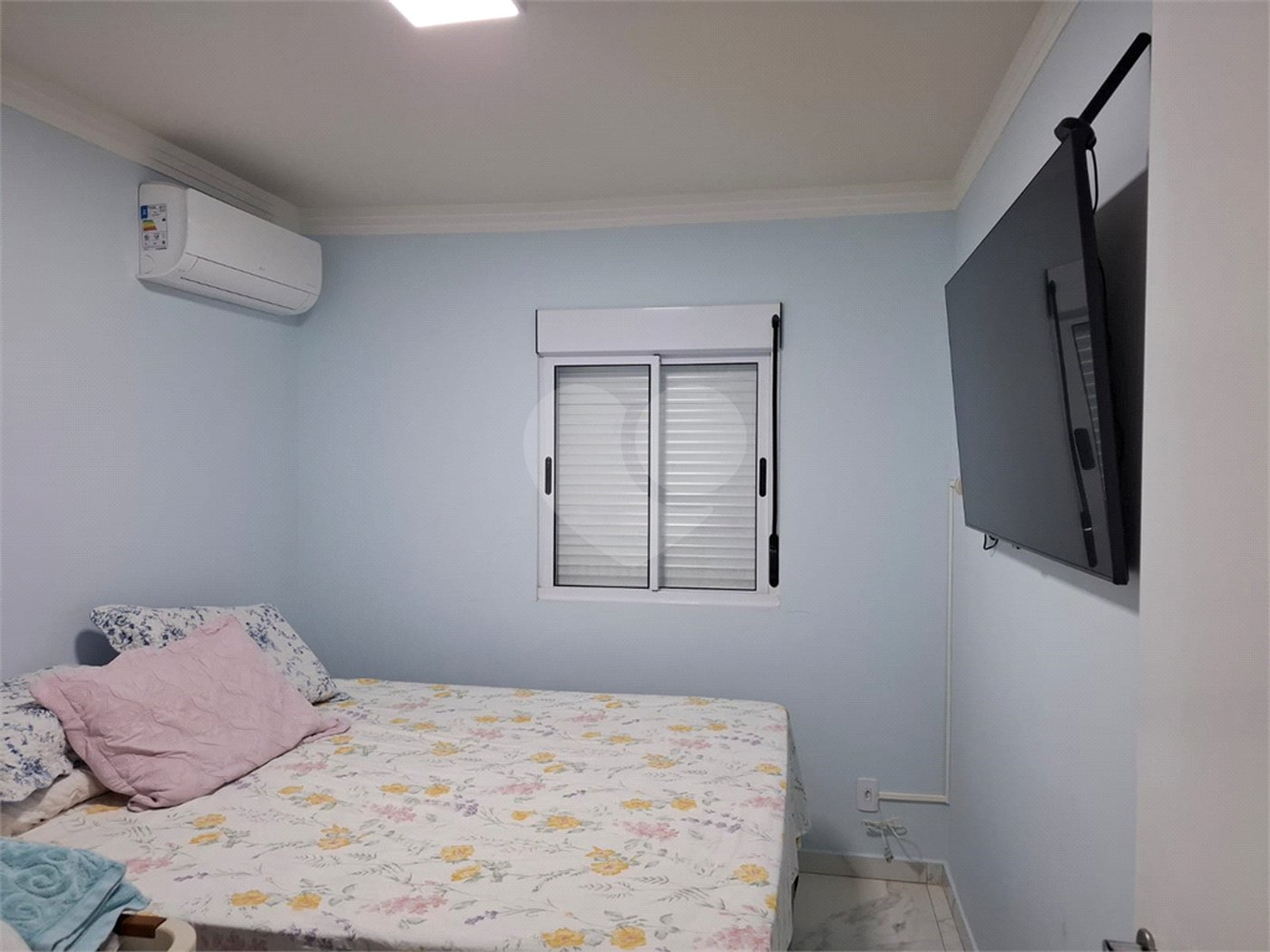 Apartamento com dois dormitórios a venda no Residencial Sineu