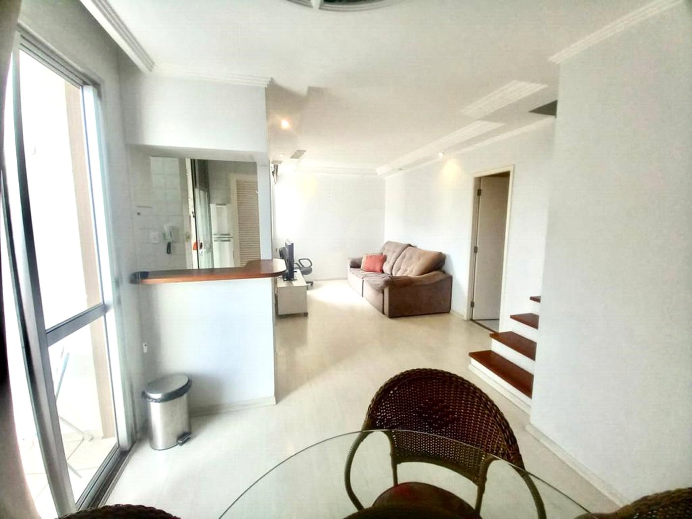 Apartamento duplex mobiliado para alugar em Moema de 74 metros quadrados 2 suítes 2 vagas lazer comp