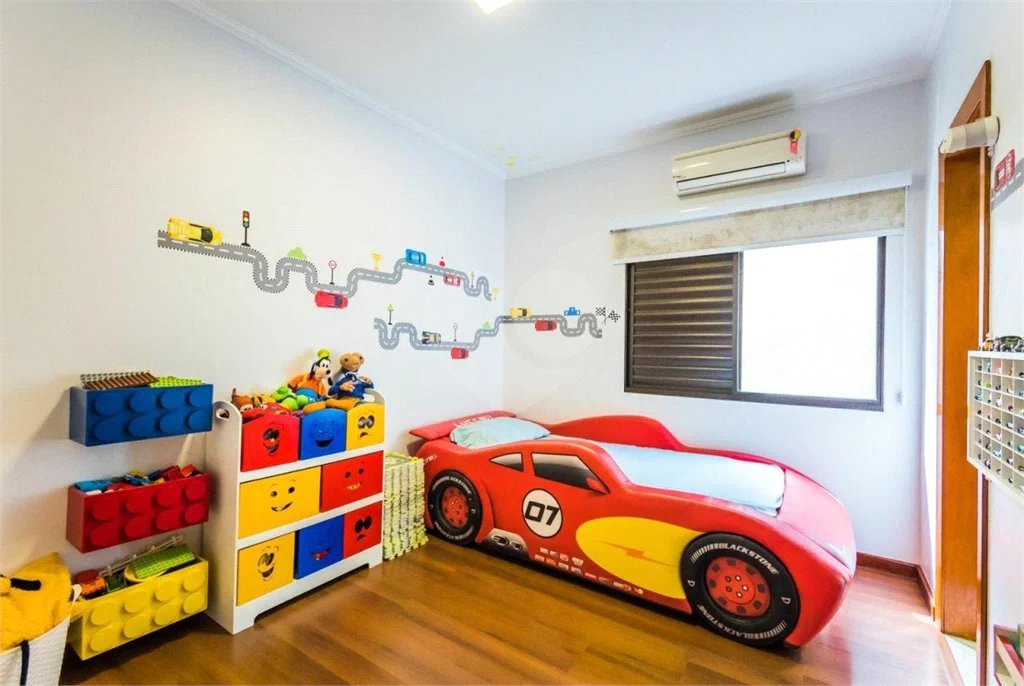 Casa à venda ou para alugar com 4 suítes em Saúde, São Paulo, SP