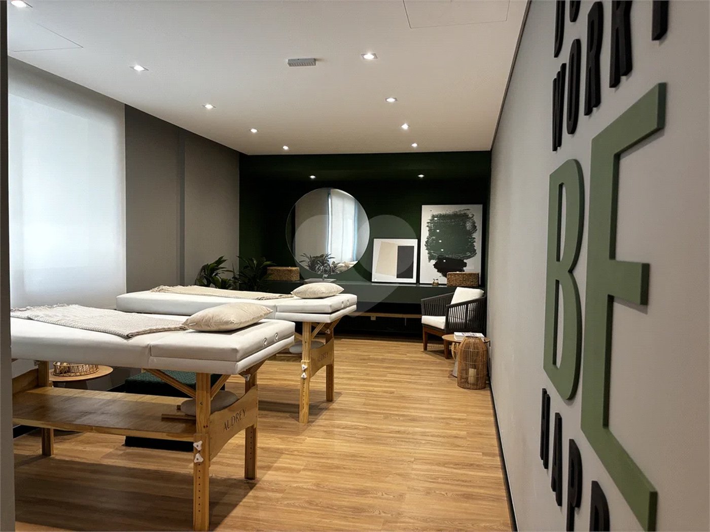 LINDO STUDIO COM 25M² A VENDA NA REGIÃO DA CONSOLAÇÃO!