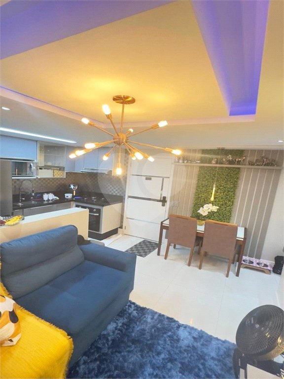Apartamento com 40 m², 2 quartos, à venda no Cambuci