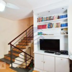 Casa para alugar com 3 quartos, sendo 1 suíte, em Jardim Monte Kemel, São Paulo - SP