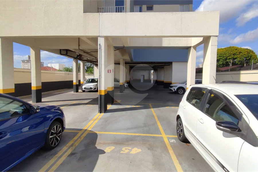 Vende-se apartamento no Edifício Residencial Flor do Ipê