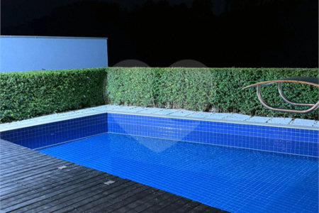 Casa de Alto Padrão à Venda no Residencial Campos do Conde – Santana de Parnaíba/SP