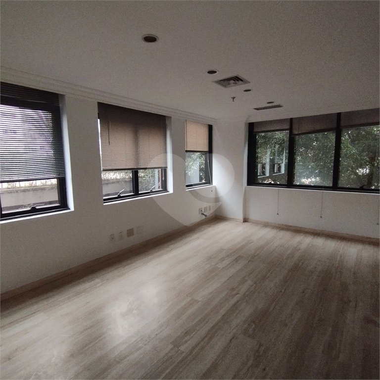 Sala comercial para locação no Jardim Paulista