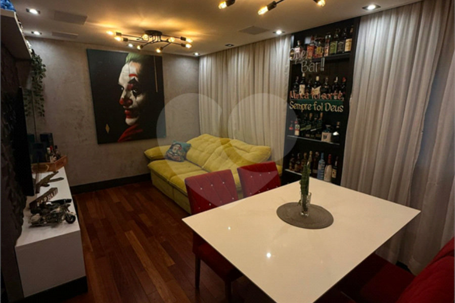 OPORTUNIDADE ÚNICA – APARTAMENTO COMPLETO, MOBILIADO E PRONTO PARA MORAR