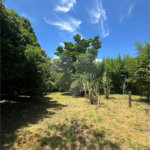 Excelente oportunidade no condomínio Vale das Laranjeiras, em Indaiatuba/SP. - R$ 1.850.000,00 - Terreno de 3.000 m²), com frente de 50 metros, proporcionando diversas possibilidades de projeto. O lote possui ótima localização dentro do condomínio, rodeado de natureza e com fácil acesso