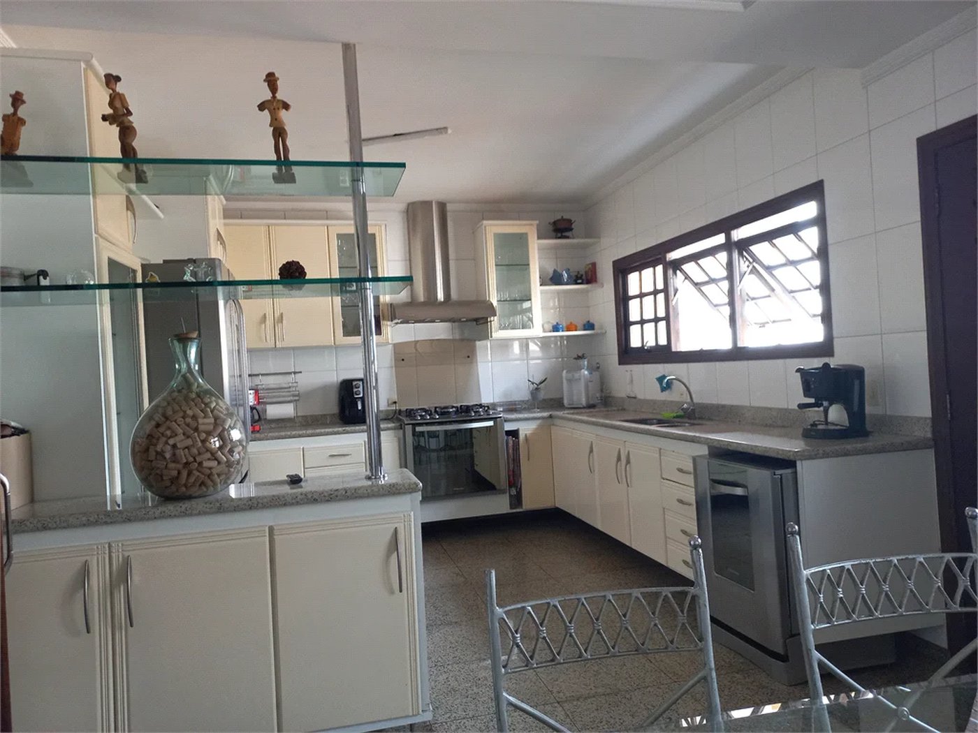 Casa à venda com 3 suítes em Parque Monte Alegre, Taboão da Serra, SP