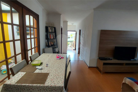Casa á venda - Vila Guarani