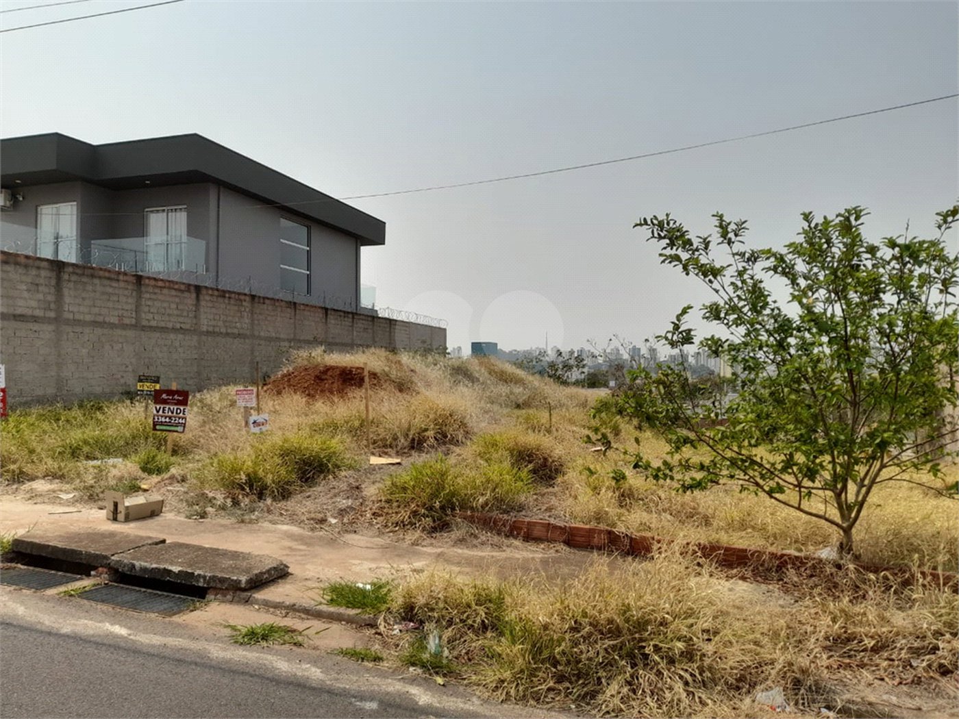Terreno à Venda no Bairro Santa Julia - São Carlos