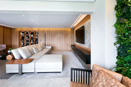 Apartamento à venda com 3 suítes em Chácara Santo Antônio, São Paulo, SP