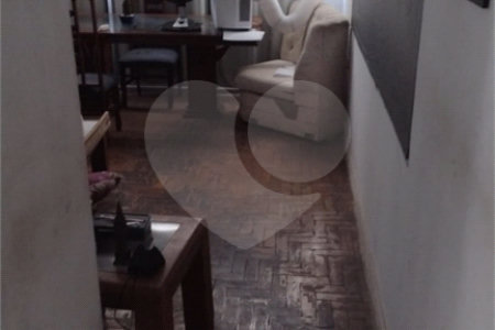 Apartamento na Região do Ipiranga à 8 Minutos do Metrô com 2 Dormitórios .