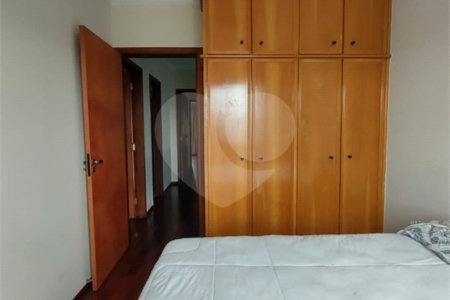 Linda casa à venda no bairro Santa Maria em São Caetano do Sul, 257 m², 3 quartos (1 suíte) e 6 vagas de garagem