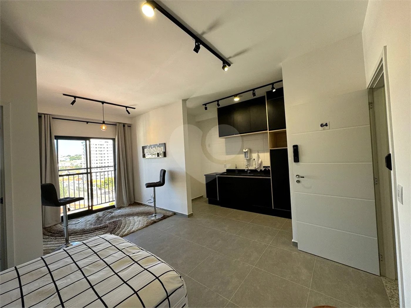 STUDIO SEMI MOBILIADO PARA VENDA OU LOCAÇÃO EM ATIBAIA