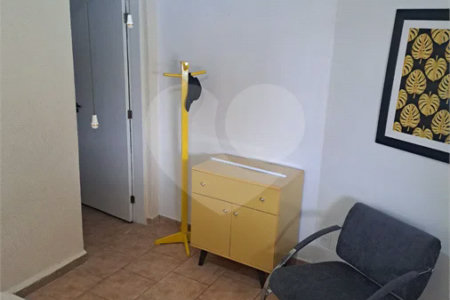 Casa Ampla com 5 Dormitórios, Piscina e Lazer Completo em Terreno de 1.260 m²