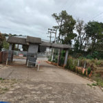 Casa à venda com 4 quartos, sendo 2 suítes,  em Country Residencial Felix, Bom Jesus dos Perdões, SP