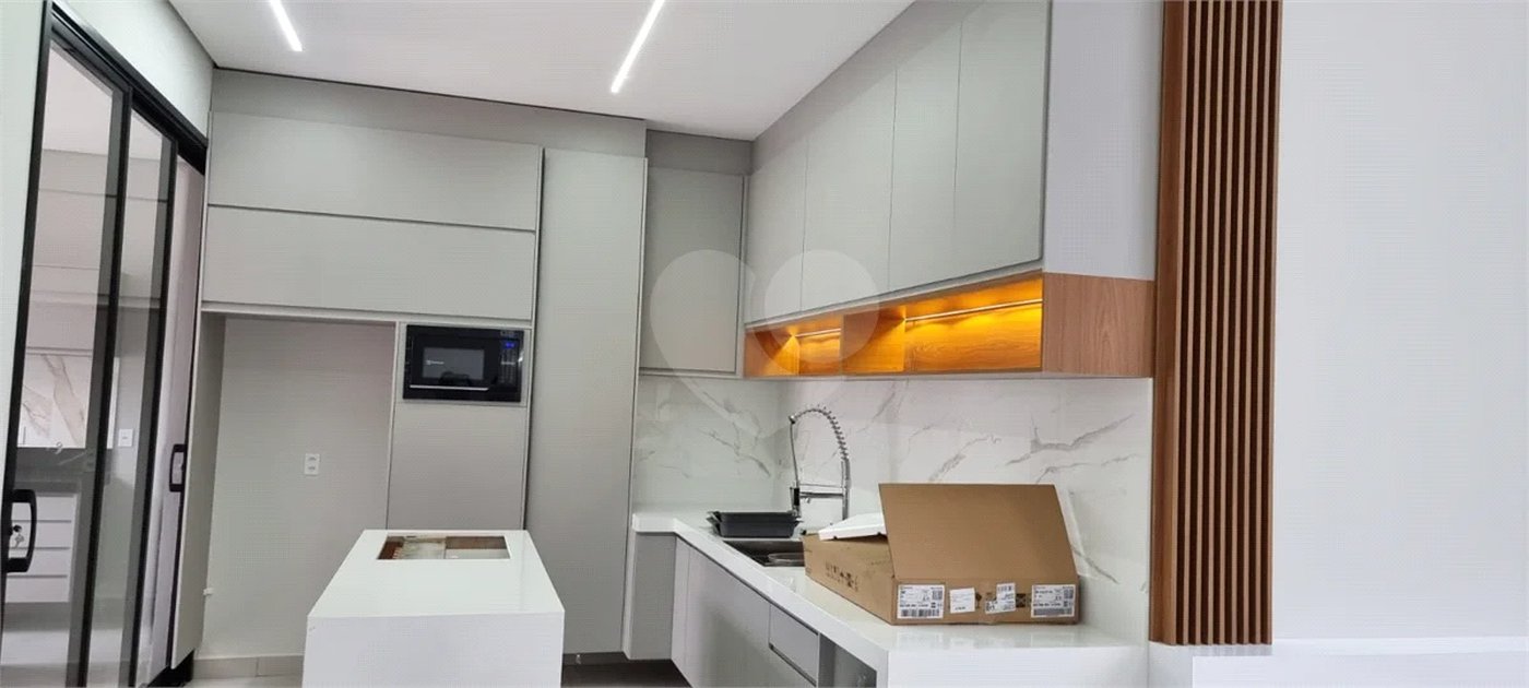 Indaiatuba - Sp - Condomínio London Park - Sol da manhã - 300 m² de terreno | 192 m² de área construída - R$ 1.990.000,00 - 03 suites - Uma residência cuidadosamente planejada para quem valoriza conforto, qualidade, tecnologia e ambientes funcionais, com acabamentos de primeira e uma arquitetur