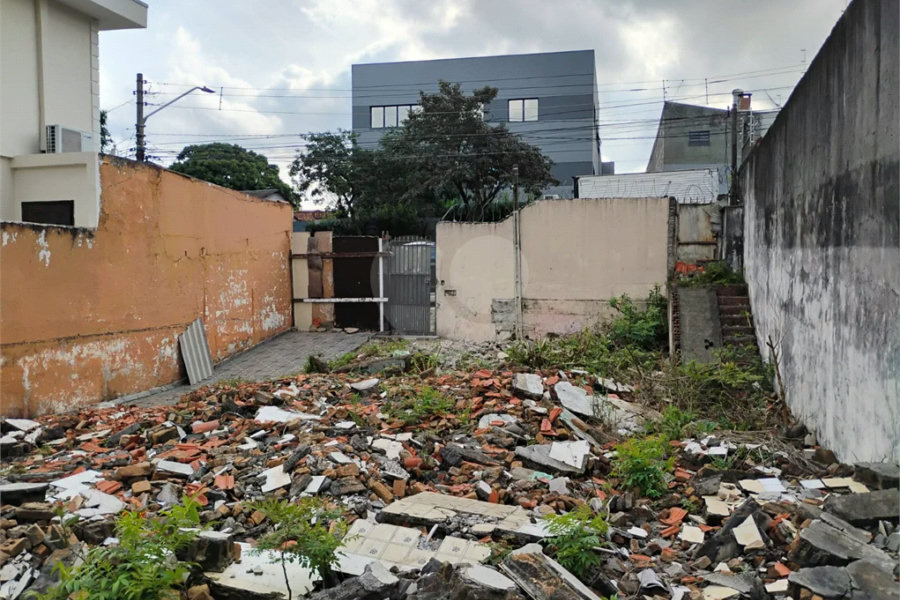 Vende-se Terreno de 715 m² na Vila Santa Catarina — Excelente oportunidade para investidores