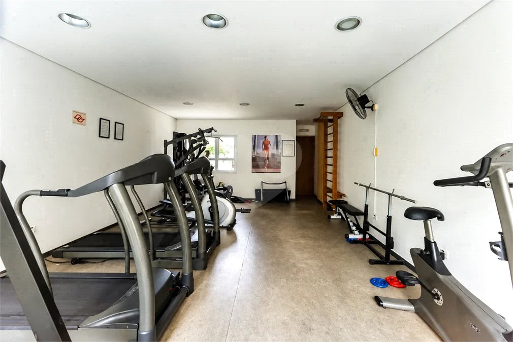 Apartamento de 84m² na Vila Lusitânia, em São Bernardo do Campo, com 3 dormitórios, suíte com varanda, 2 vagas cobertas, depósito privativo e lazer completo.