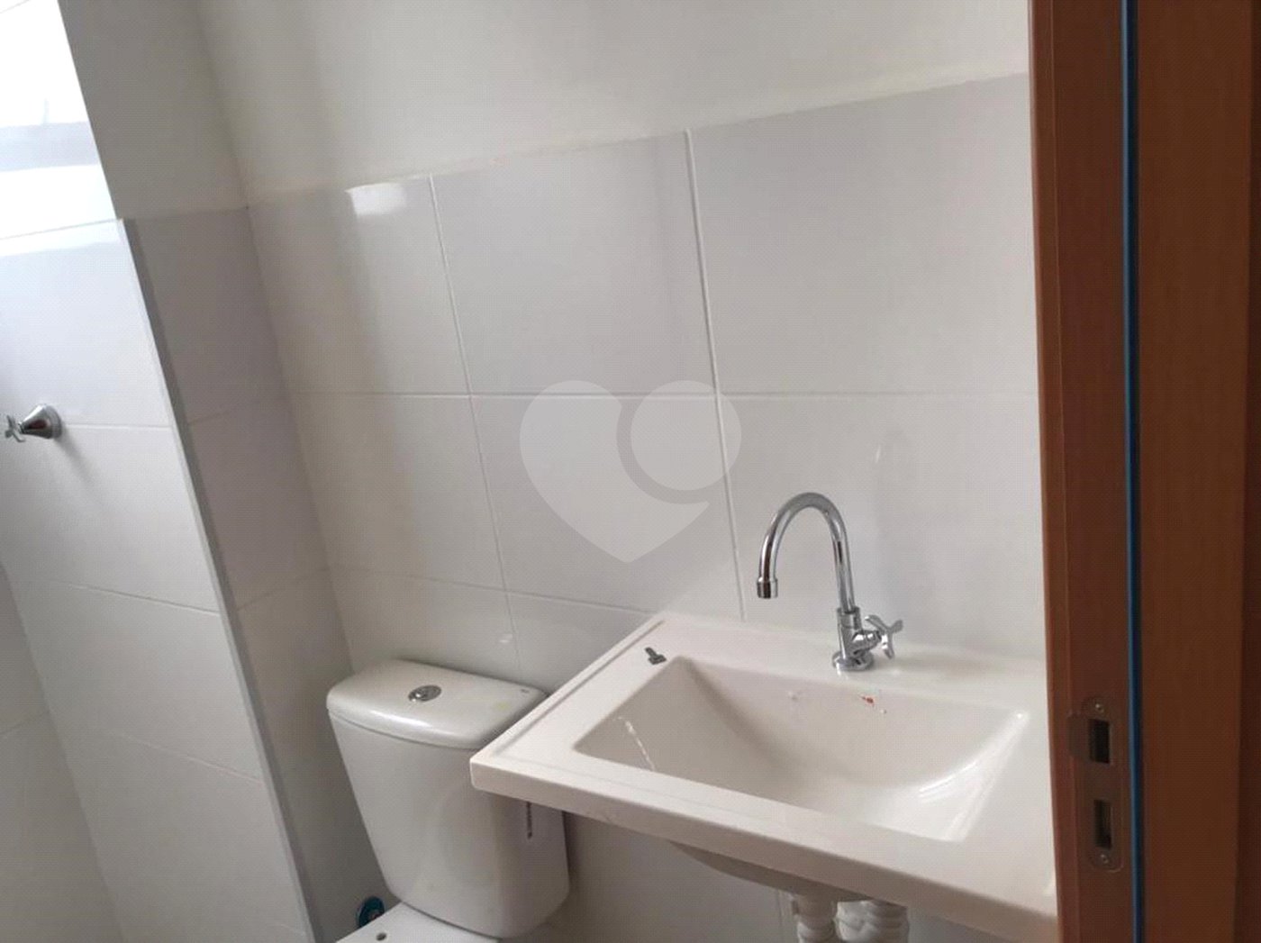 Apartamento no condomínio Monte Berlim