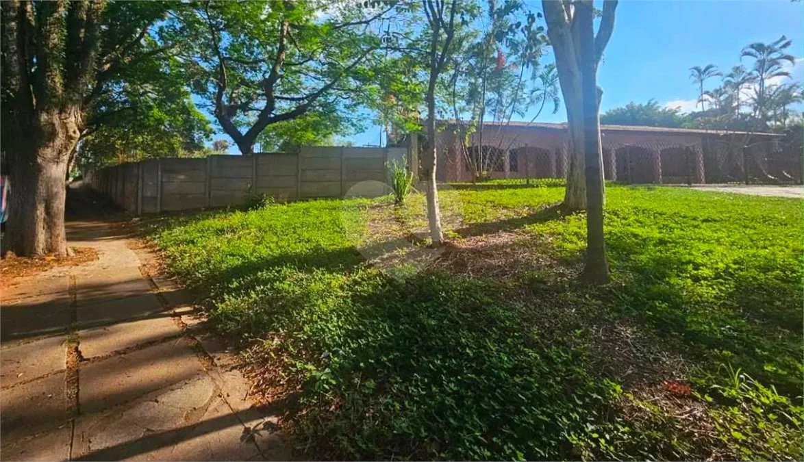 Terreno à venda no bairro Samambaia, em Atibaia – SP | 989 m² | Topografia plana