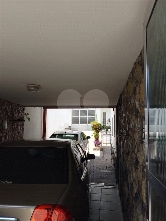 Sobrado Sofisticado de 335 m² no Coração do Jardim França