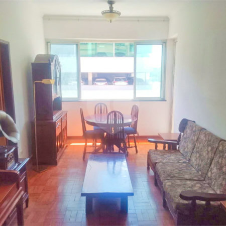 Apartamento na Consolação com 2 quartos, varanda, sem vaga.