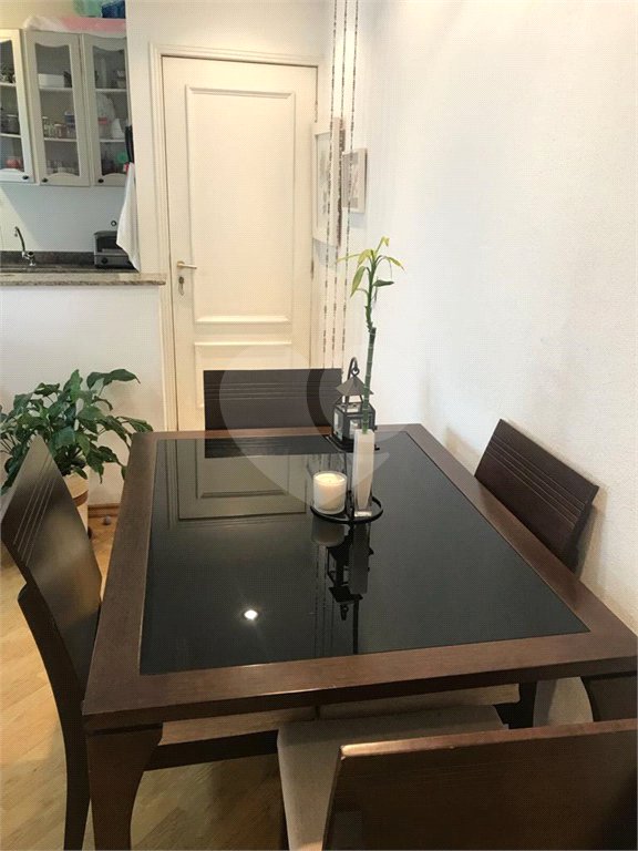 Apartamento de 2 quartos à venda na Aclimação