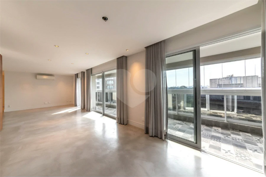 Vila Clementino - 161 m² | 2 dormitórios, com possibilidade de 3 | suíte master | 3 vagas | depósito