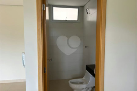 Apartamento a venda de 02 dormitórios