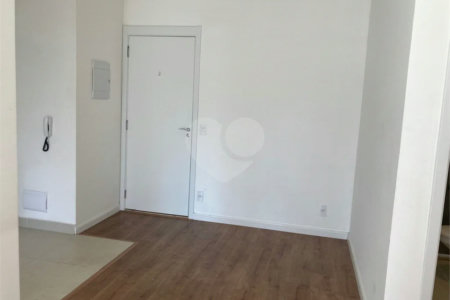 Apartamento à venda com 2 quartos, sendo 1 suíte, em Chácara Santo Antônio, São Paulo, SP