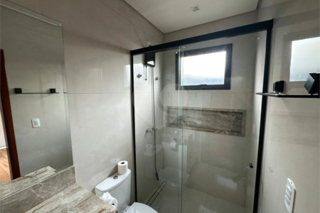 Apartamento Condomínio Montreal