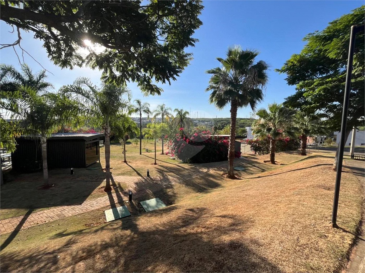 Terreno Plano à venda no Condomínio Villa Bela Vista em Piracicaba/SP.