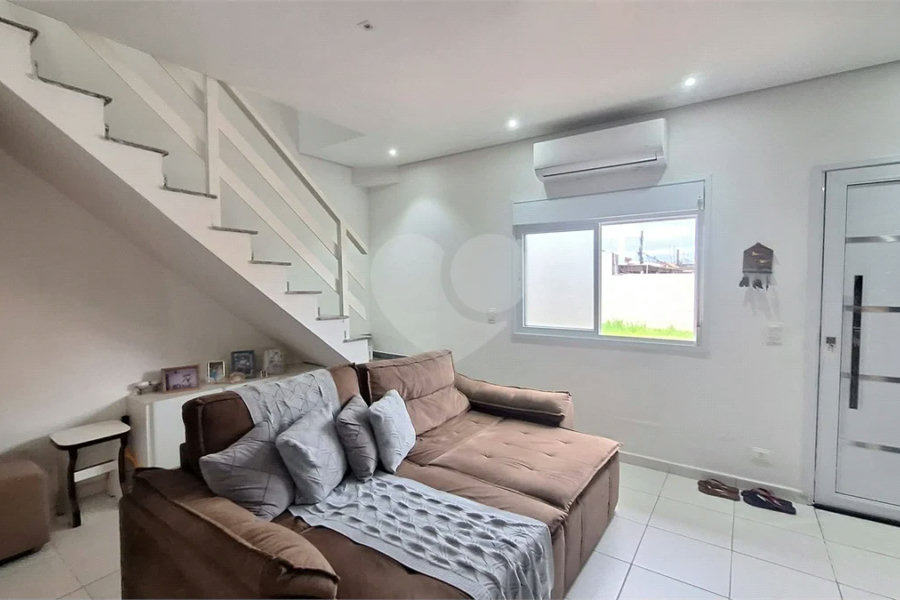 Villagio à venda com 3 quartos, sendo 2 suítes, em Chácaras, Bertioga, SP