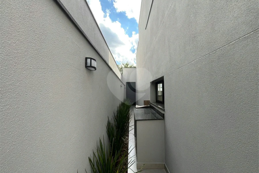 Excelente Casa Plana no Condomínio Bela Vista