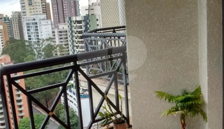 Apartamento à venda com 3 suítes em Vila Andrade, São Paulo, SP